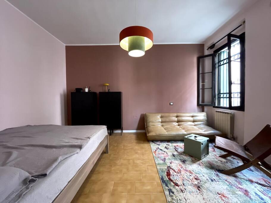 Venetian pink apartment in Dorsoduro Buitenkant foto
