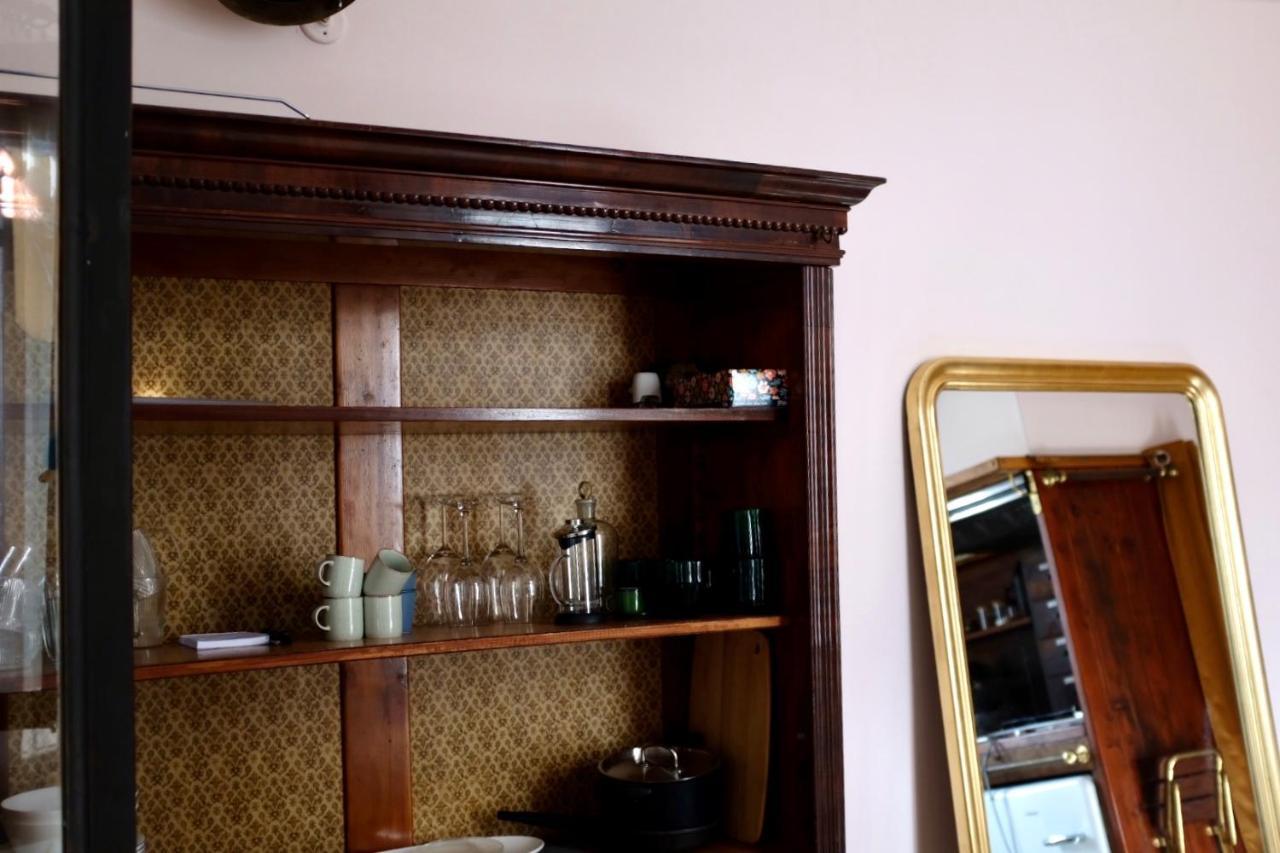 Venetian pink apartment in Dorsoduro Buitenkant foto
